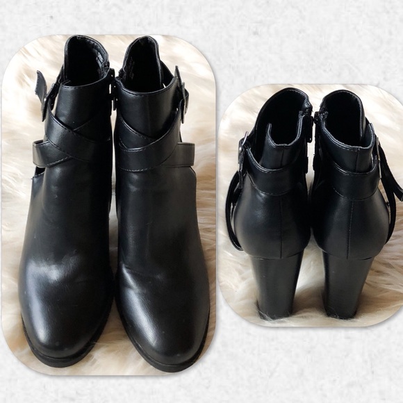 Bamboo “Cheek” Ankle Boots - Picture 3 of 6